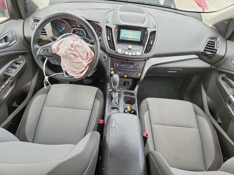 55881776 :رقم المزاد ، 1FMCU0GD4KUC23207 vin ، 2019 Ford Escape مزاد بيع