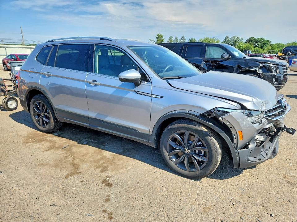 2024 Volkswagen Tiguan მანქანა იყიდება აუქციონზე, vin: 3VV2B7AX6RM154277, აუქციონის ნომერი: 59245486