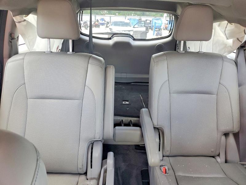 2015 Toyota Highlander Hybrid მანქანა იყიდება აუქციონზე, vin: 5TDDCRFH8FS008489, აუქციონის ნომერი: 57683886