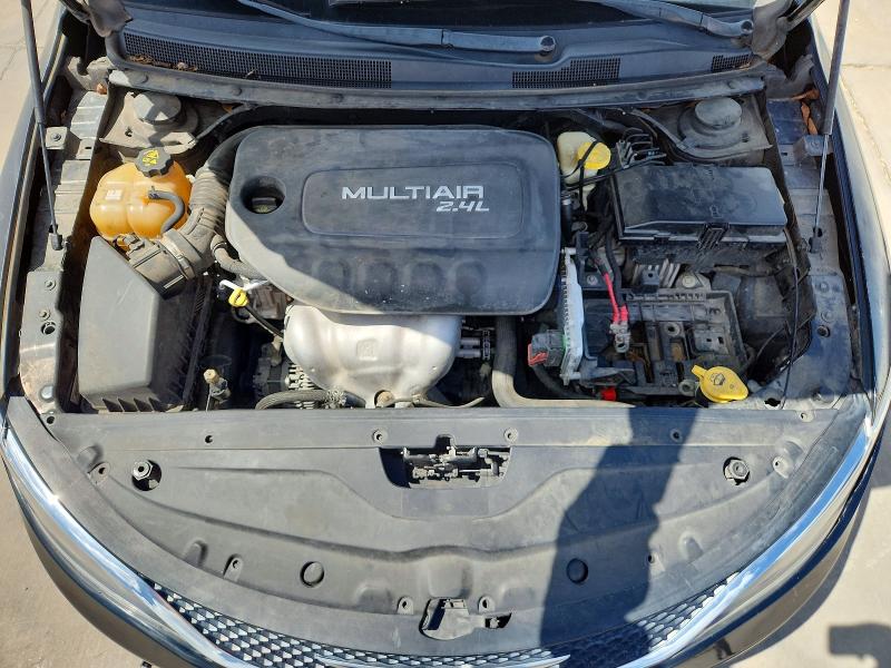 56670246 :رقم المزاد ، 1C3CCCAB0GN157616 vin ، 2016 Chrysler 200 مزاد بيع