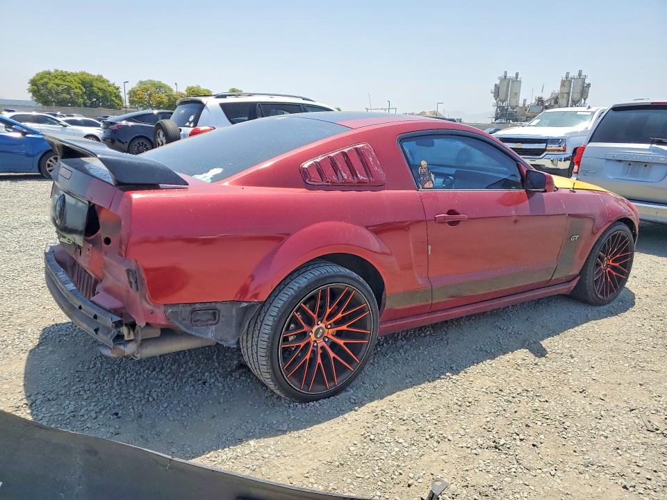 2006 Ford Mustang მანქანა იყიდება აუქციონზე, vin: 1ZVFT80N065259639, აუქციონის ნომერი: 56105066