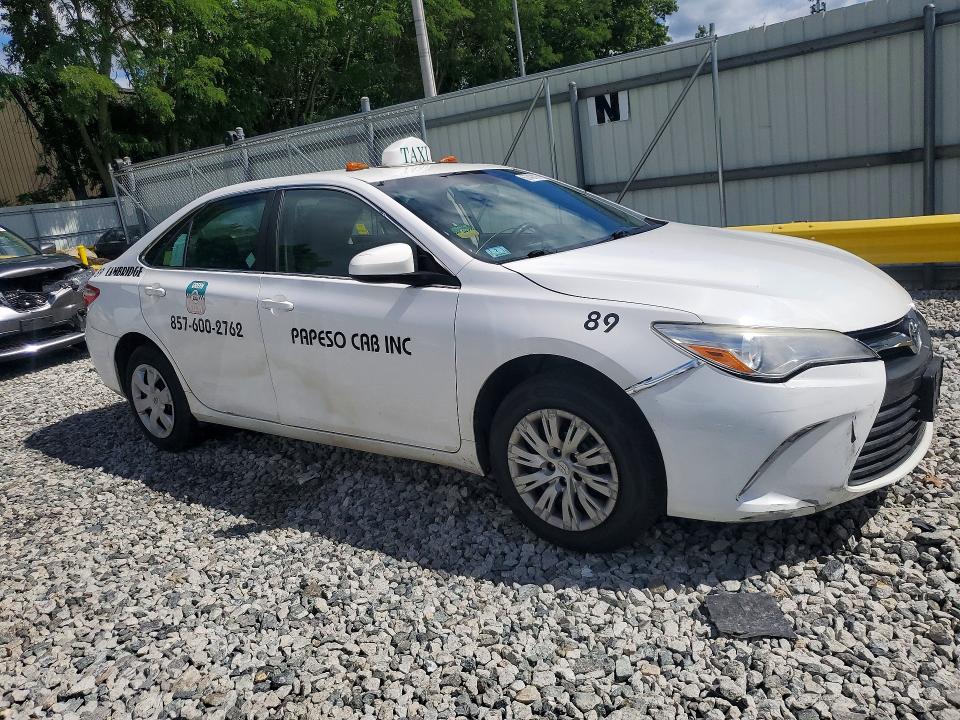 2017 Toyota Camry მანქანა იყიდება აუქციონზე, vin: 4T1BF1FK7HU451500, აუქციონის ნომერი: 57431976