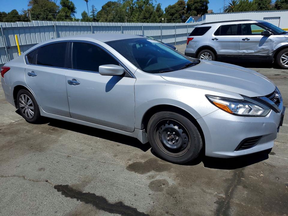 Продажа на аукционе авто 2016 Nissan Altima, vin: 1N4AL3AP5GN391710, номер лота: 54106576