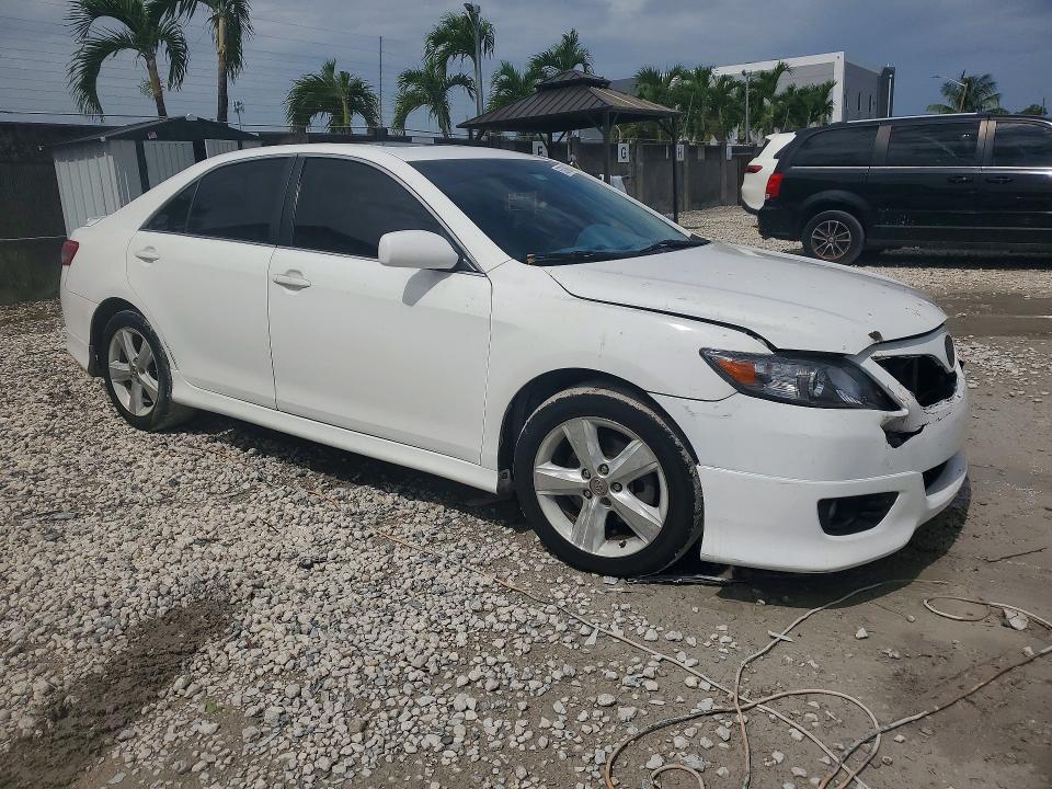 53875086 :رقم المزاد ، 4T1BF3EK2BU583035 vin ، 2011 Toyota Camry مزاد بيع