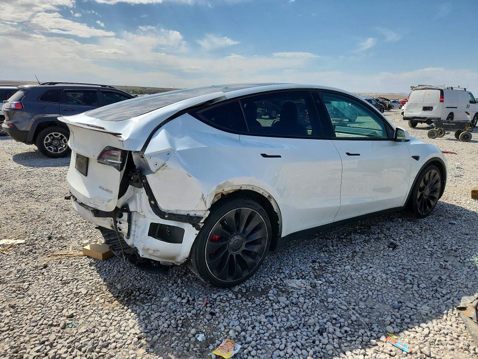 Продажа на аукционе авто 2021 Tesla Model Y, vin: 5YJYGDEF2MF140898, номер лота: 57966076