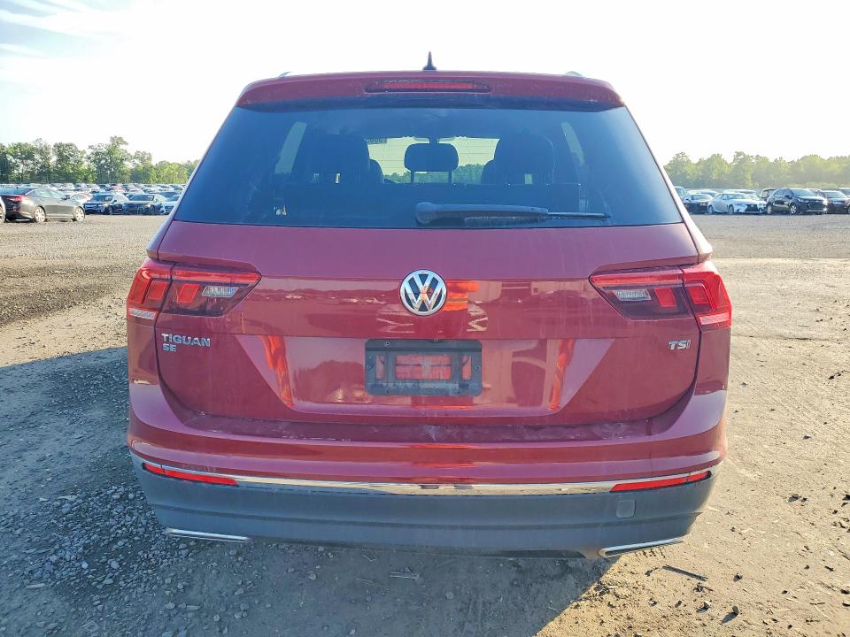2018 Volkswagen Tiguan მანქანა იყიდება აუქციონზე, vin: 3VV3B7AX3JM022490, აუქციონის ნომერი: 56658026