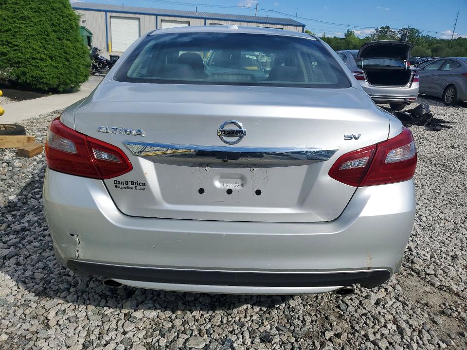 58605096 :رقم المزاد ، 1N4AL3AP1JC252502 vin ، 2018 Nissan Altima مزاد بيع