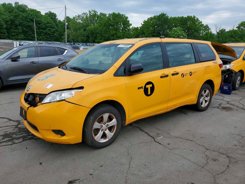 2017 Toyota Sienna მანქანა იყიდება აუქციონზე, vin: 5TDZZ3DC7HS868850, აუქციონის ნომერი: 57136886