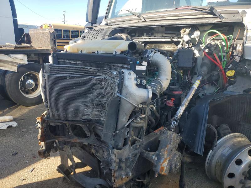 63253476 :رقم المزاد ، 4V4WC9EG6PN340122 vin ، 2023 Volvo Vnr مزاد بيع