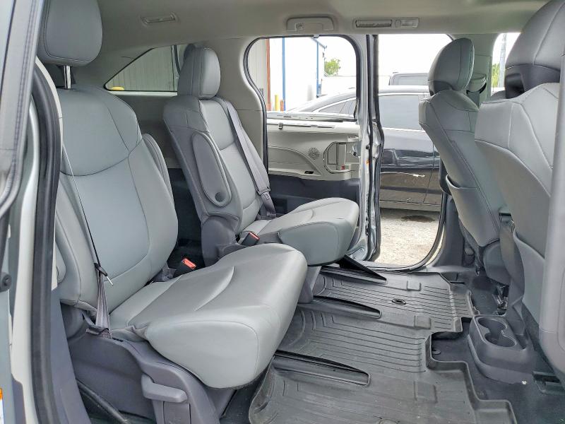 2021 Toyota Sienna მანქანა იყიდება აუქციონზე, vin: 5TDYRKEC8MS055368, აუქციონის ნომერი: 55960956