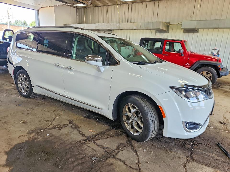 2018 Chrysler Pacifica მანქანა იყიდება აუქციონზე, vin: 2C4RC1GG9JR251775, აუქციონის ნომერი: 59307616