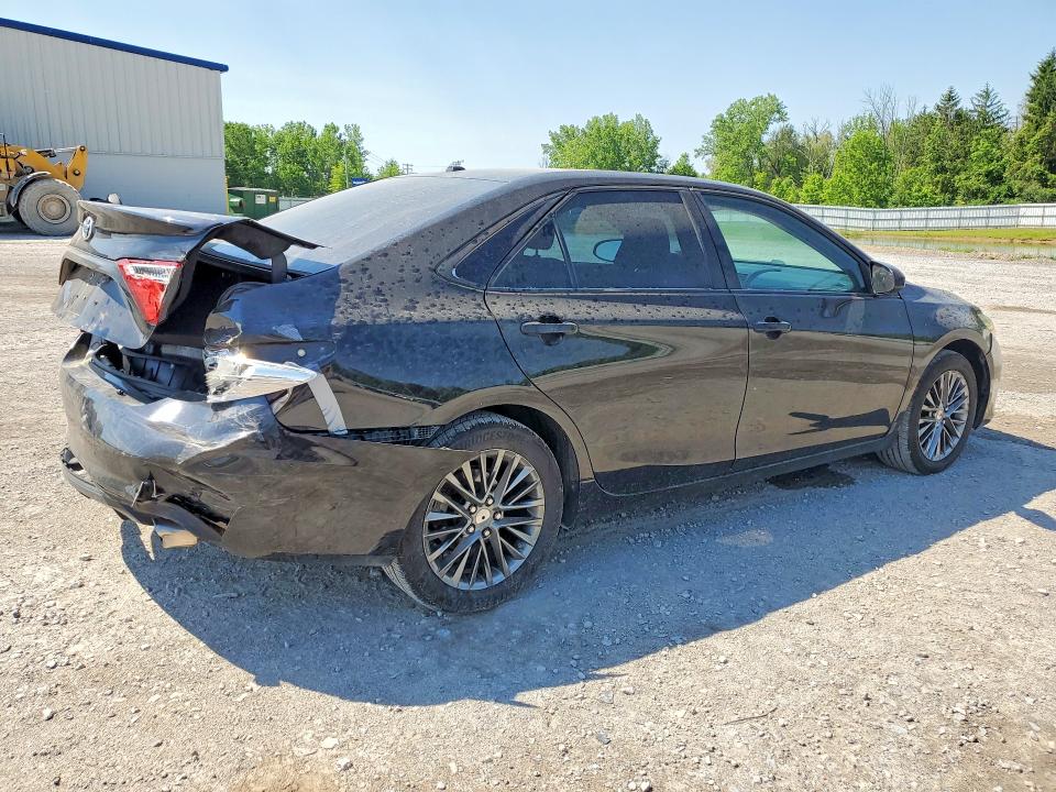 56301206 :رقم المزاد ، 4T1BF1FK6FU987593 vin ، 2015 Toyota Camry مزاد بيع