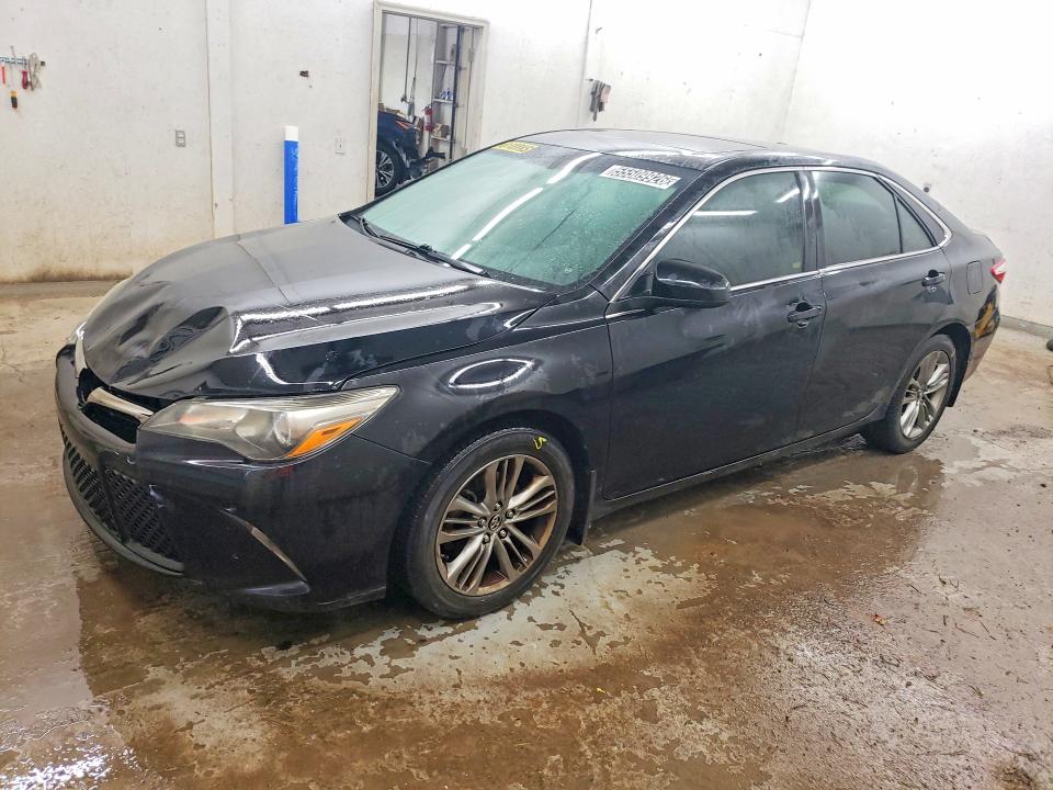 2016 Toyota Camry მანქანა იყიდება აუქციონზე, vin: 4T1BF1FK2GU117101, აუქციონის ნომერი: 55509926