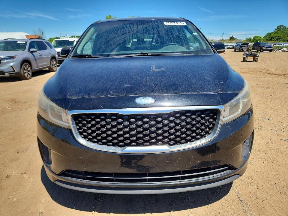 55836216 :رقم المزاد ، KNDMB5C1XF6068826 vin ، 2015 Kia Sedona مزاد بيع