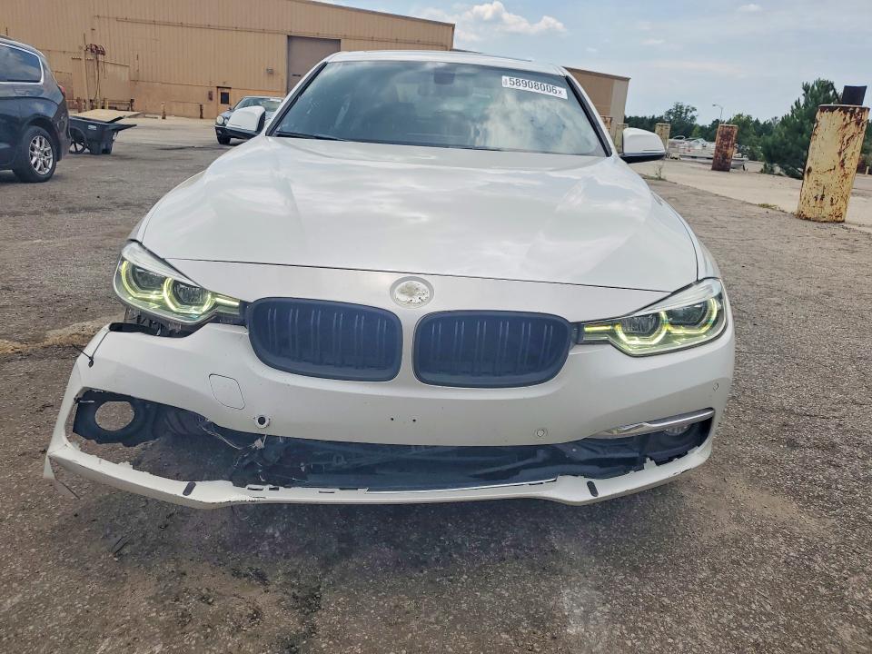 2017 Bmw 330 მანქანა იყიდება აუქციონზე, vin: WBA8B9G37HNU52699, აუქციონის ნომერი: 58908006