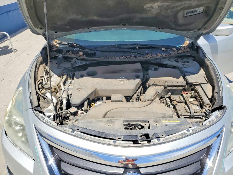 55712566 :رقم المزاد ، 1N4AL3AP1FN895685 vin ، 2015 Nissan Altima مزاد بيع