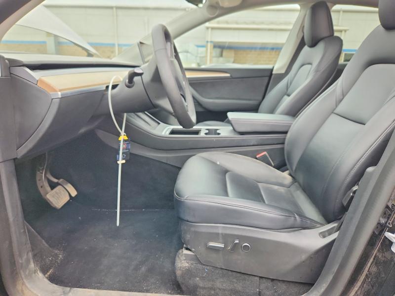 57996466 :رقم المزاد ، 7SAYGDEE4NA017306 vin ، 2022 Tesla Model Y مزاد بيع