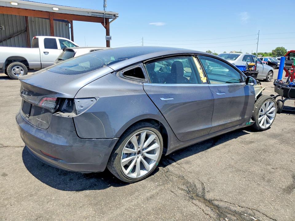 2020 Tesla Model 3 მანქანა იყიდება აუქციონზე, vin: 5YJ3E1EB7LF620137, აუქციონის ნომერი: 58249446