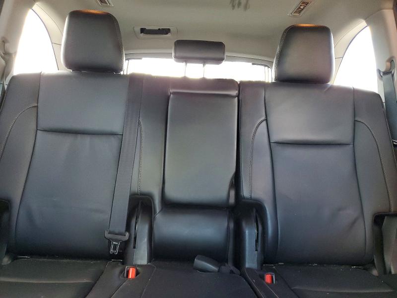 Продажа на аукционе авто 2019 Toyota Highlander, vin: 5TDJZRFH7KS592721, номер лота: 57809086