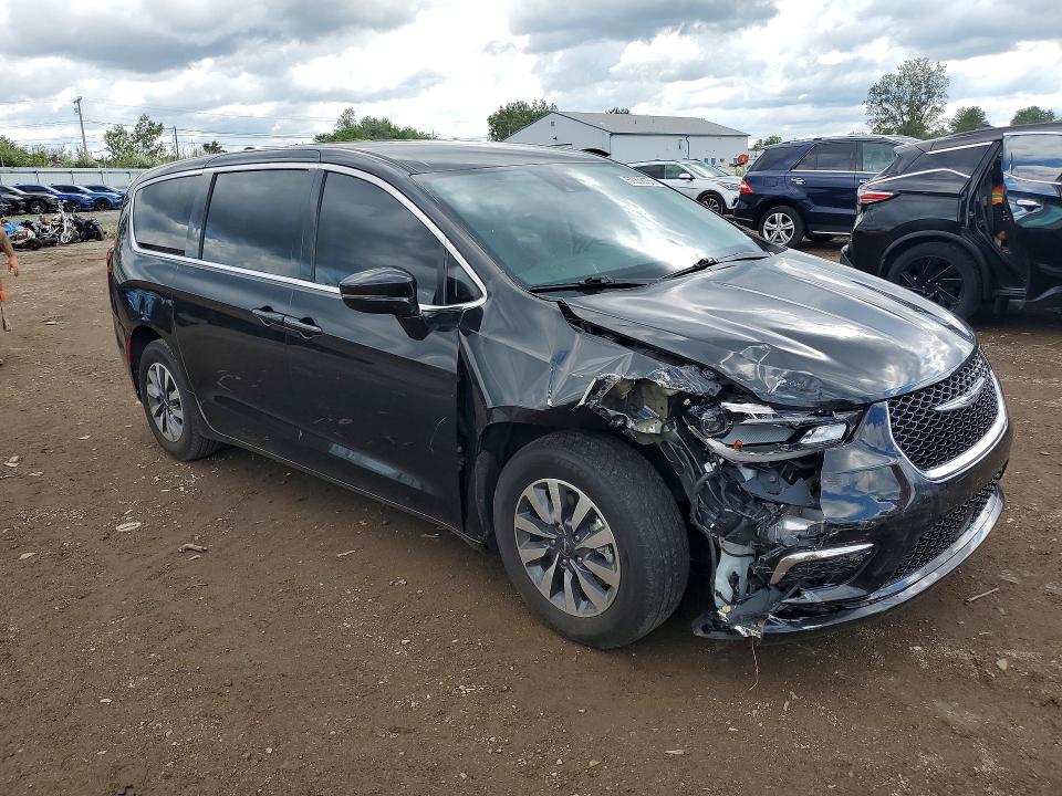 Продажа на аукционе авто 2022 Chrysler Pacifica, vin: 2C4RC1L73NR155975, номер лота: 57268756