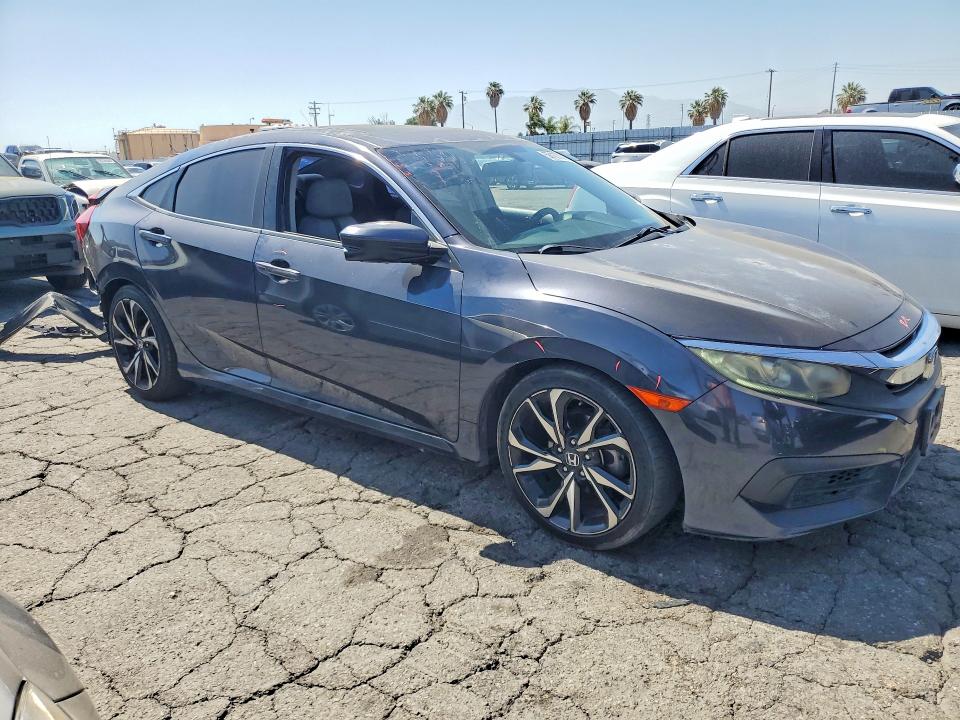56167076 :رقم المزاد ، 2HGFC2F79JH556243 vin ، 2018 Honda Civic مزاد بيع