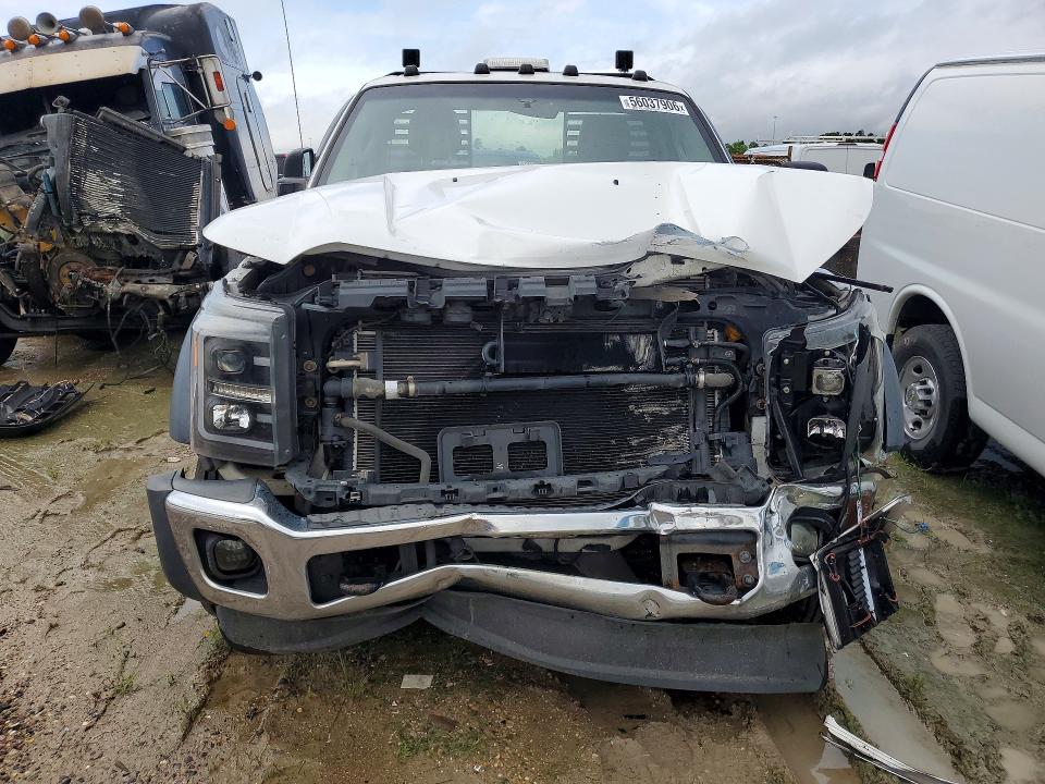 2015 Ford F550 მანქანა იყიდება აუქციონზე, vin: 1FDUF5HT9FEA04454, აუქციონის ნომერი: 56037906