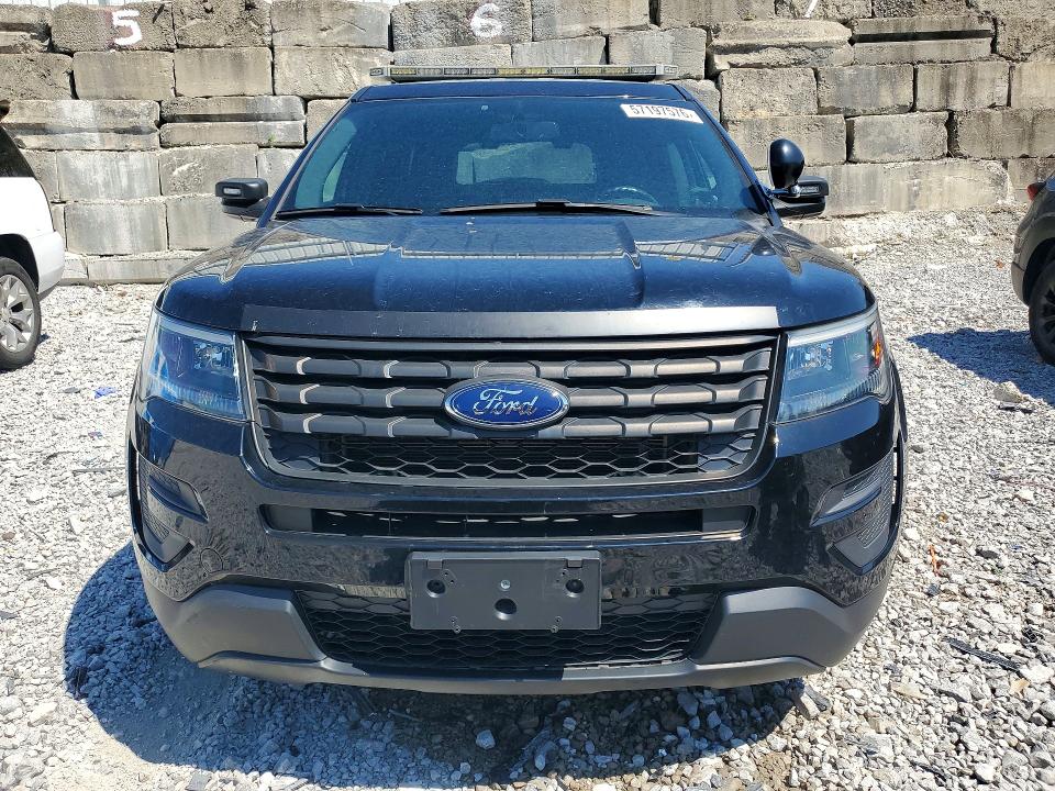 57197576 :رقم المزاد ، 1FM5K8AR2JGC35385 vin ، 2018 Ford Explorer مزاد بيع