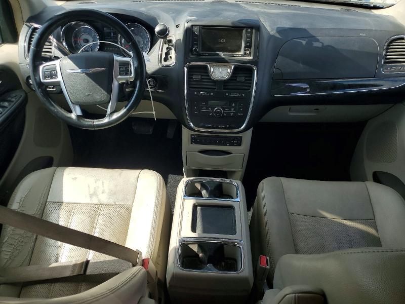 57781996 :رقم المزاد ، 2A4RR8DG9BR784765 vin ، 2011 Chrysler Town & Country مزاد بيع