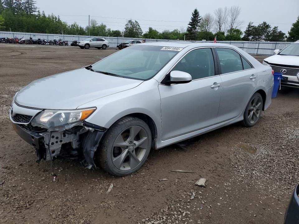 58941866 :رقم المزاد ، 4T1BK1FKXEU025033 vin ، 2014 Toyota Camry مزاد بيع