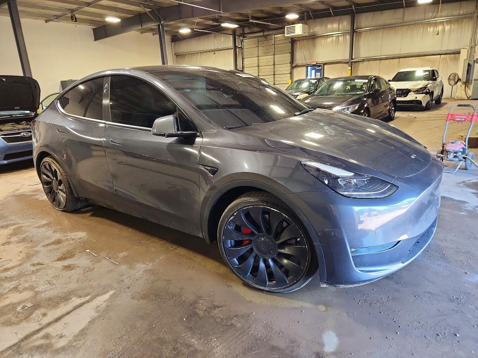 2022 Tesla Model Y მანქანა იყიდება აუქციონზე, vin: 7SAYGDEF9NF397660, აუქციონის ნომერი: 57372286