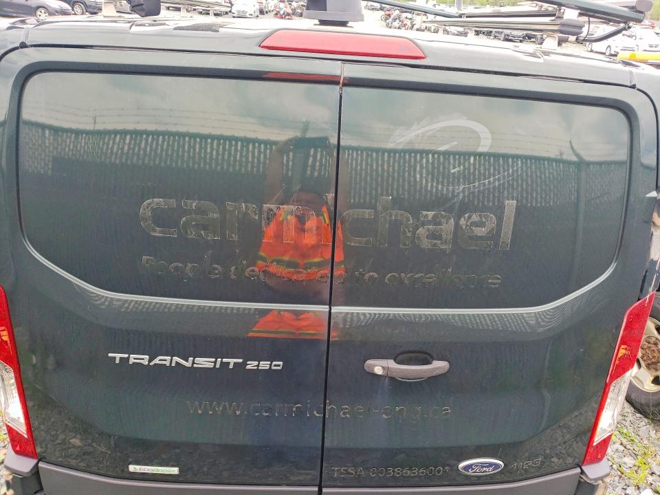 58302676 :رقم المزاد ، 1FTBR1YGXLKB06440 vin ، 2020 Ford Transit مزاد بيع