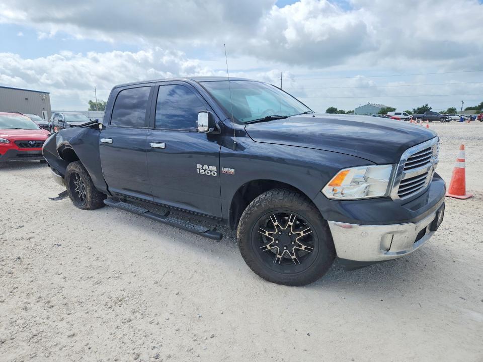 58937596 :رقم المزاد ، 1C6RR6LT9JS234642 vin ، 2018 Ram 1500 مزاد بيع