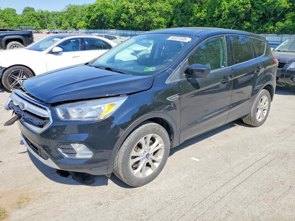 56321546 :رقم المزاد ، 1FMCU9GD7HUC17219 vin ، 2017 Ford Escape مزاد بيع