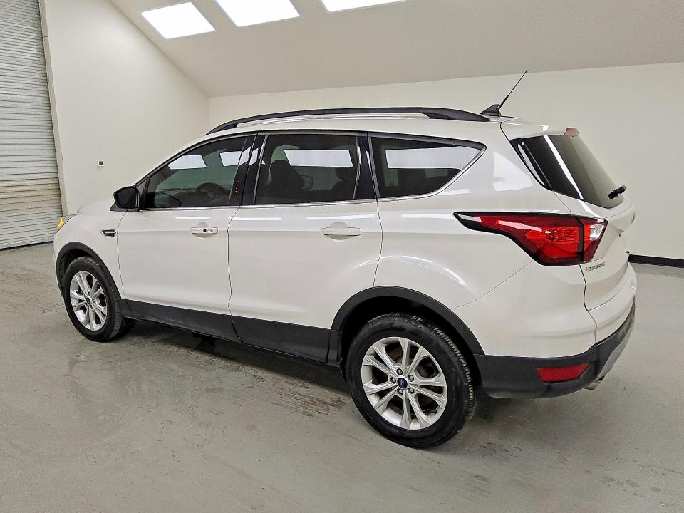 55707376 :رقم المزاد ، 1FMCU9HD0KUA18938 vin ، 2019 Ford Escape مزاد بيع