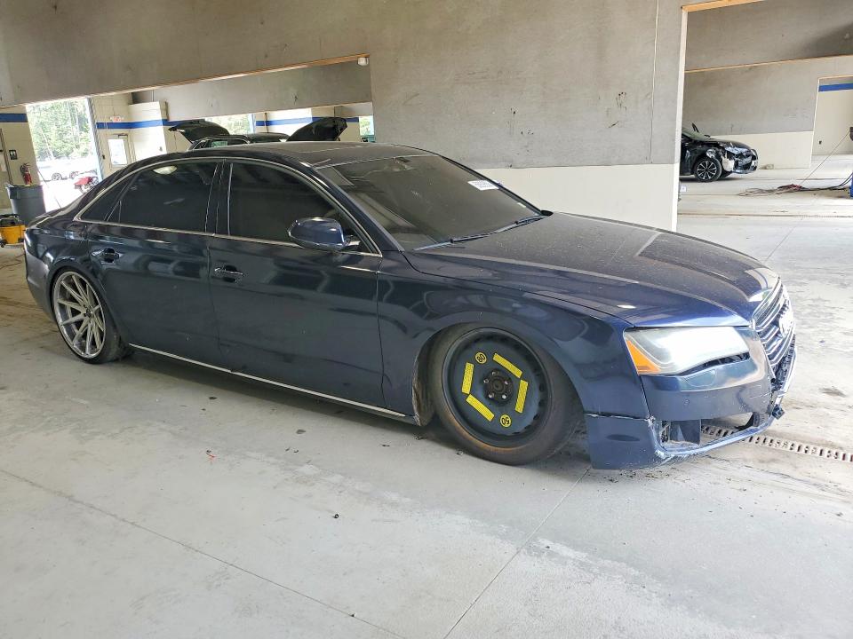 56939556 :رقم المزاد ، WAURVAFD3BN021100 vin ، 2011 Audi A8 مزاد بيع