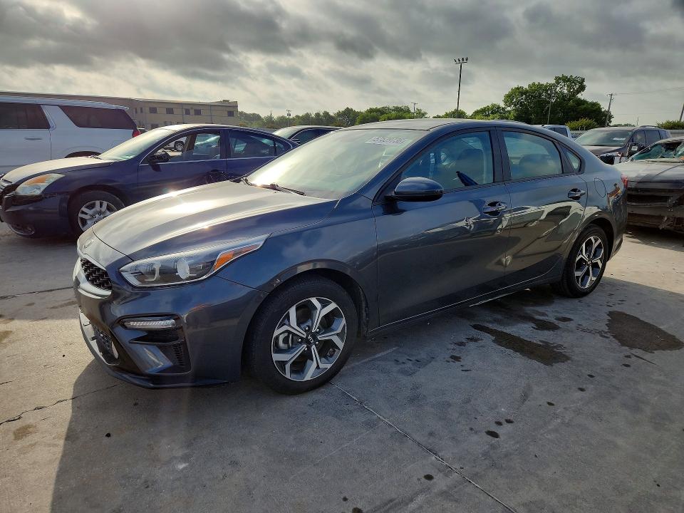 2021 Kia Forte მანქანა იყიდება აუქციონზე, vin: 3KPF24AD0ME334023, აუქციონის ნომერი: 57539736