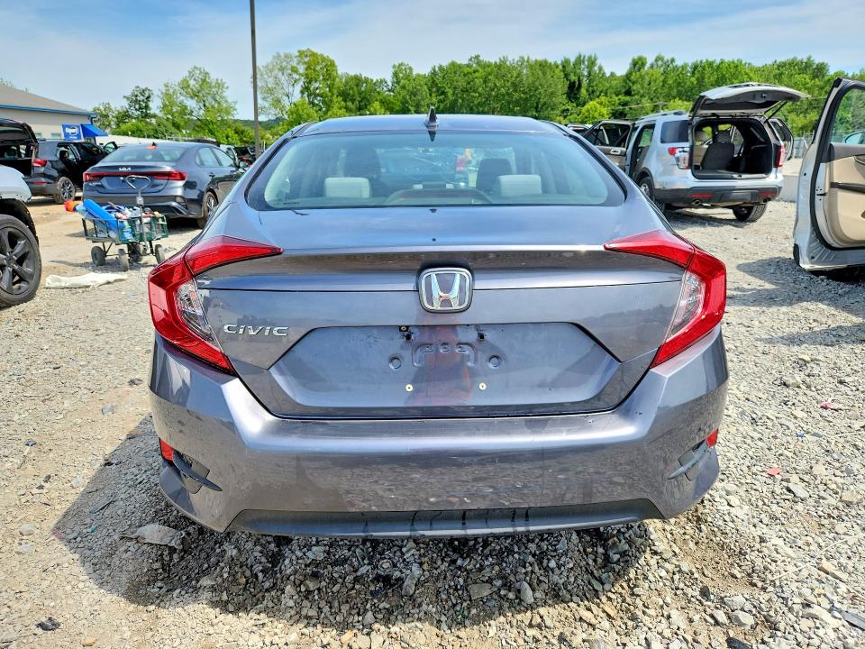 58490396 :رقم المزاد ، 2HGFC2F77HH556056 vin ، 2017 Honda Civic مزاد بيع