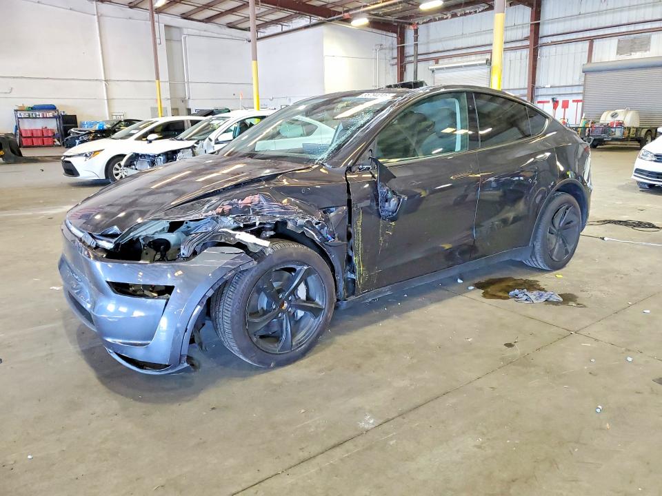 2026 Tesla Model Y მანქანა იყიდება აუქციონზე, vin: 7SAYGDED2TA419846, აუქციონის ნომერი: 55794046