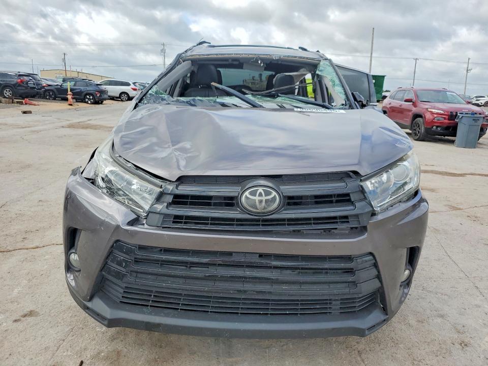 Aukcja sprzedaży 2018 Toyota Highlander, vin: 5TDKZRFH8JS545507, numer aukcji: 56696496