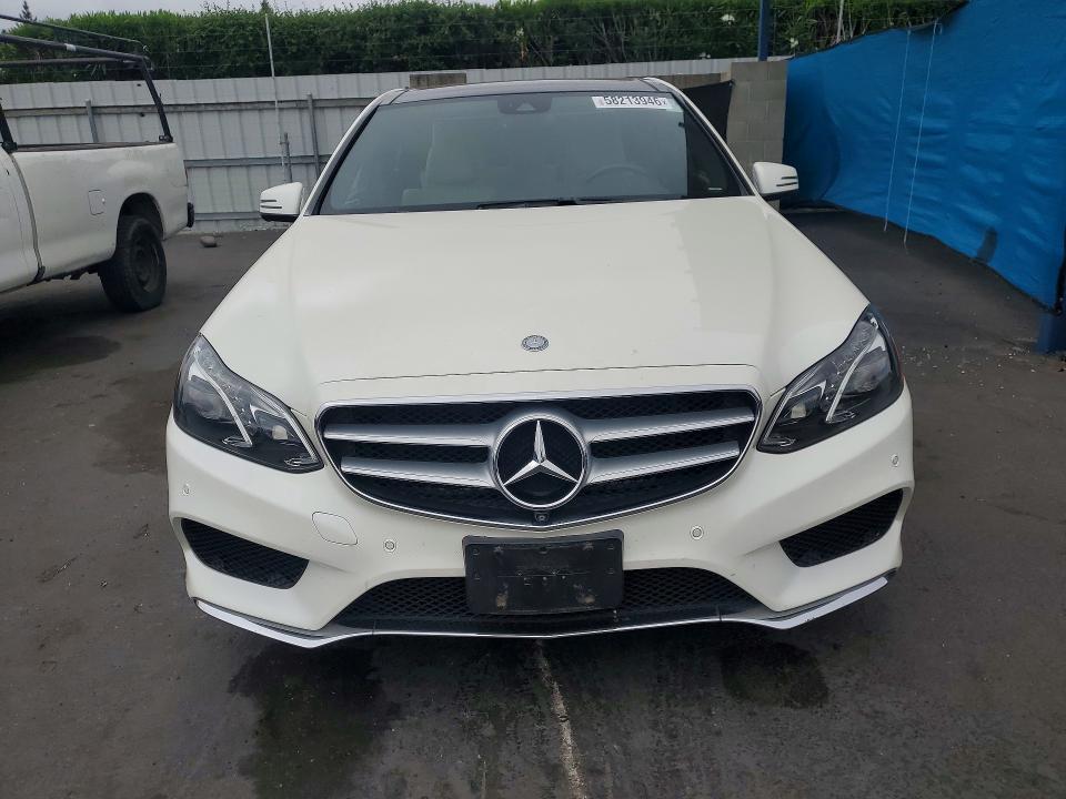 58213946 :رقم المزاد ، WDDHF5KB8EB017725 vin ، 2014 Mercedes-benz E مزاد بيع