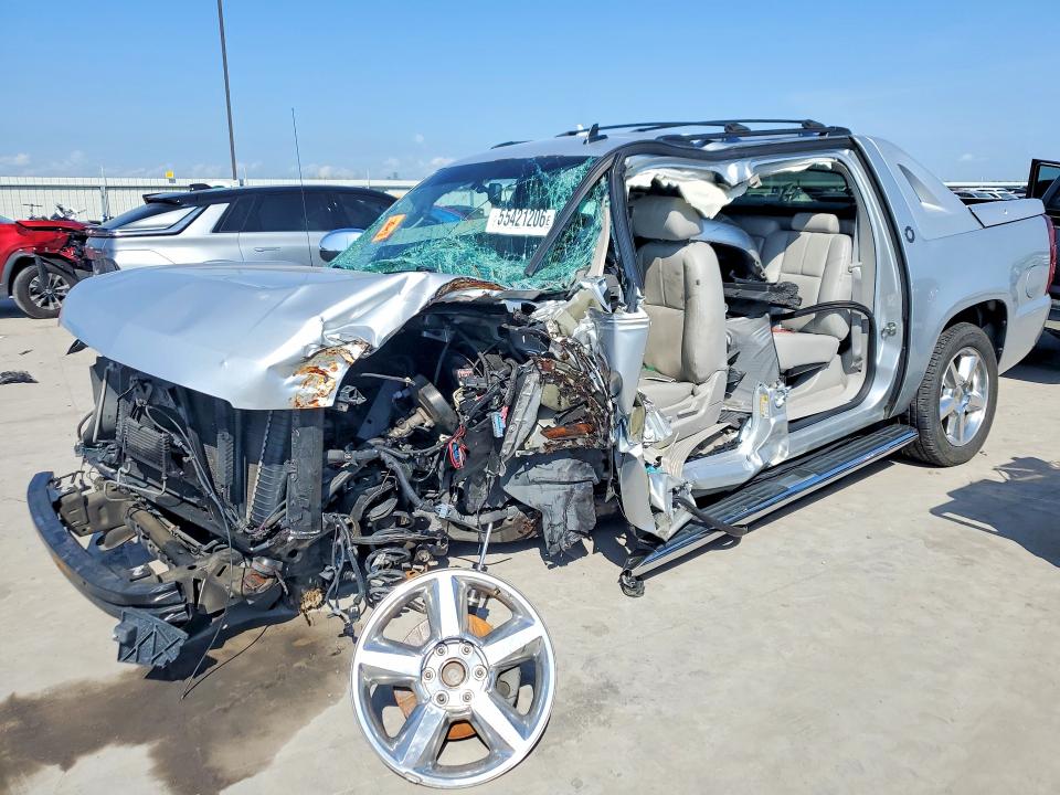 55421206 :رقم المزاد ، 3GNMCFE07DG339240 vin ، 2013 Chevrolet Avalanche مزاد بيع