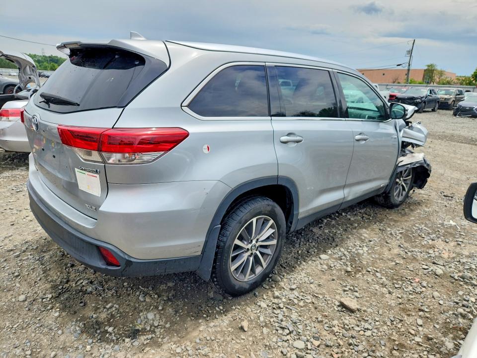 2019 Toyota Highlander Hybrid მანქანა იყიდება აუქციონზე, vin: 5TDJGRFH5KS052872, აუქციონის ნომერი: 57710326