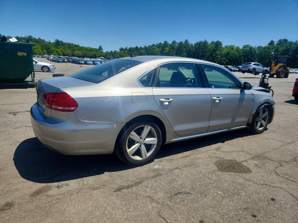 56295856 :رقم المزاد ، 1VWBP7A36CC064761 vin ، 2012 Volkswagen Passat مزاد بيع