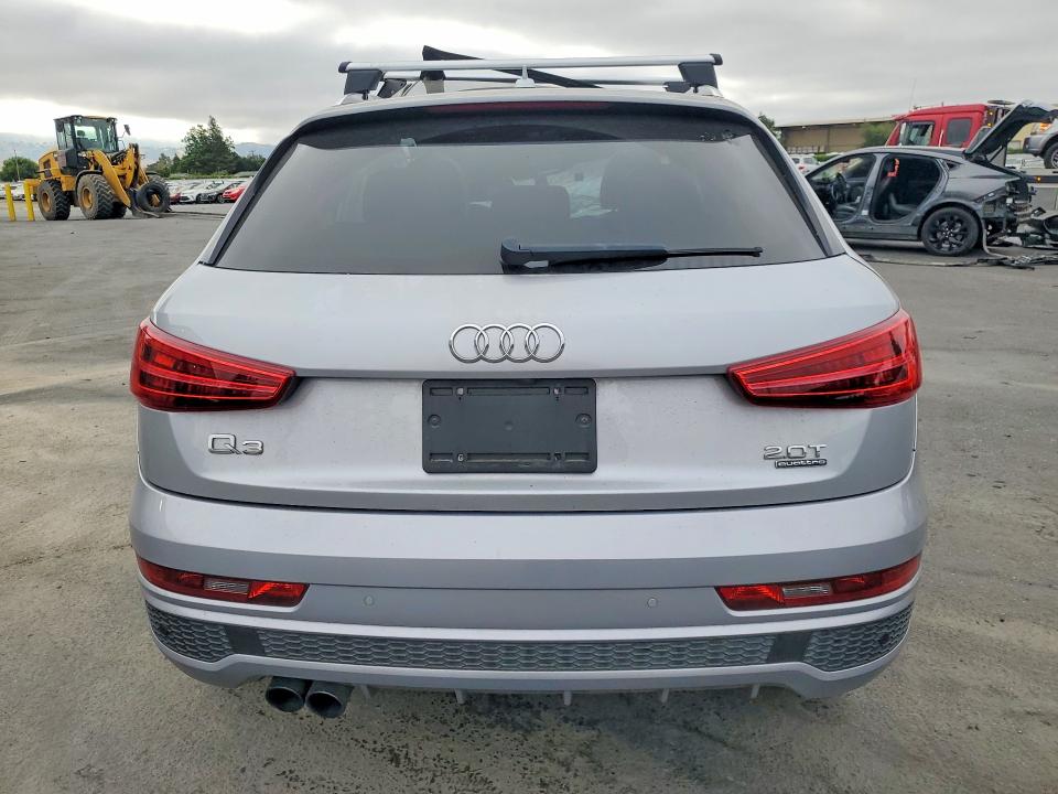 2016 Audi Q3 მანქანა იყიდება აუქციონზე, vin: WA1GFCFS5GR014676, აუქციონის ნომერი: 58497776
