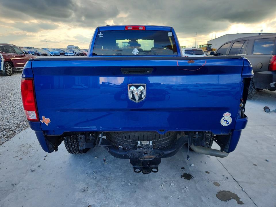 57501006 :رقم المزاد ، 1C6RR6FGXJS299191 vin ، 2018 Ram 1500 مزاد بيع