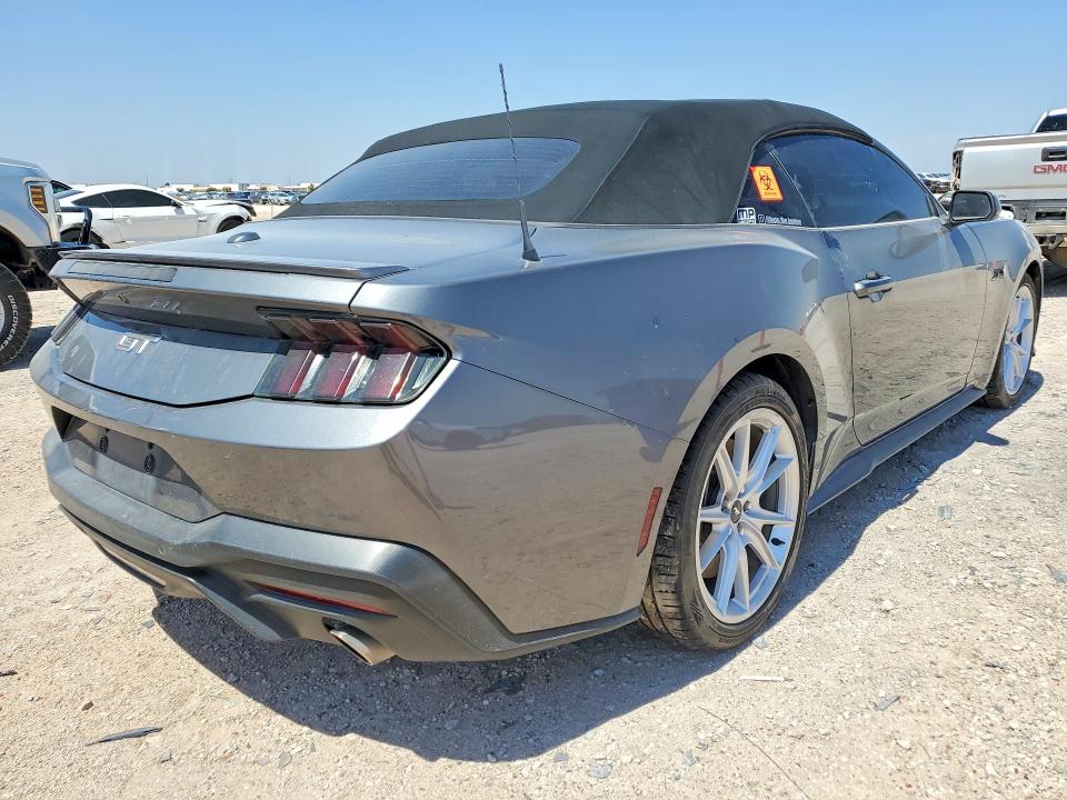 58286166 :رقم المزاد ، 1FAGP8FF4R5120118 vin ، 2024 Ford Mustang مزاد بيع