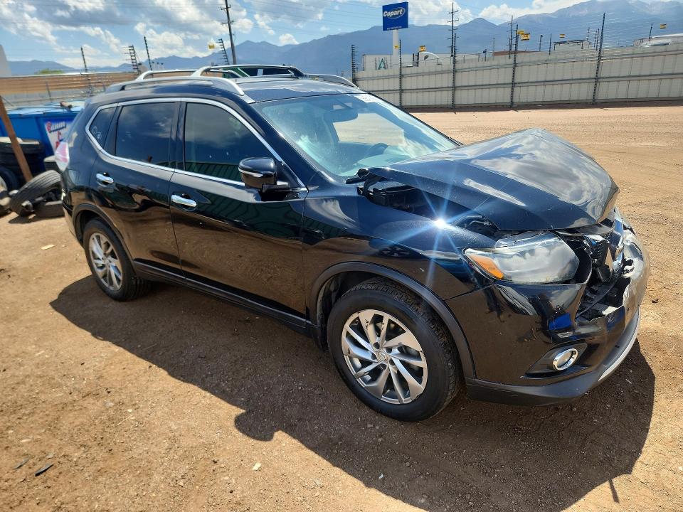 2015 Nissan Rogue მანქანა იყიდება აუქციონზე, vin: 5N1AT2MV7FC806272, აუქციონის ნომერი: 55840866
