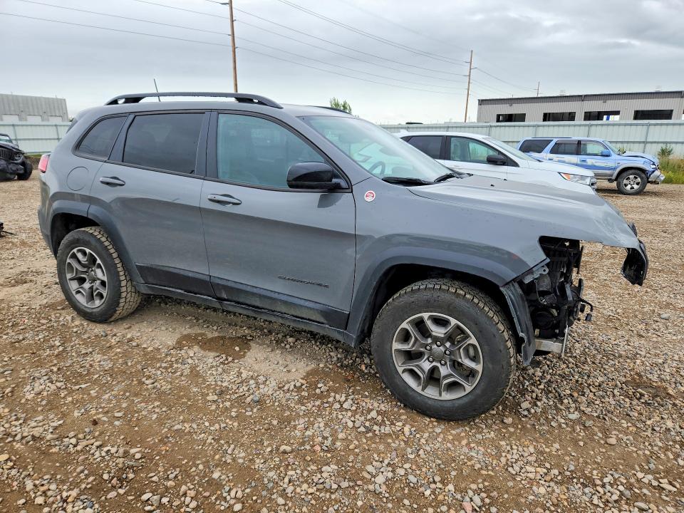 58717026 :رقم المزاد ، 1C4PJMBX0ND512631 vin ، 2022 Jeep Cherokee مزاد بيع