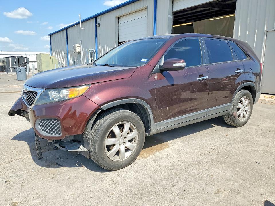 Продажа на аукционе авто 2011 Kia Sorento, vin: 5XYKT4A28BG137966, номер лота: 77247915