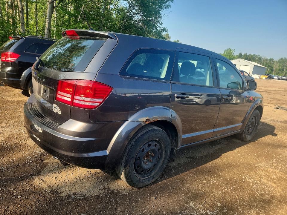 56193576 :رقم المزاد ، 3C4PDCAB6FT582959 vin ، 2015 Dodge Journey مزاد بيع